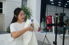 服務“夜”態(tài)，創(chuàng)造商機！英儂魏經(jīng)理如是說